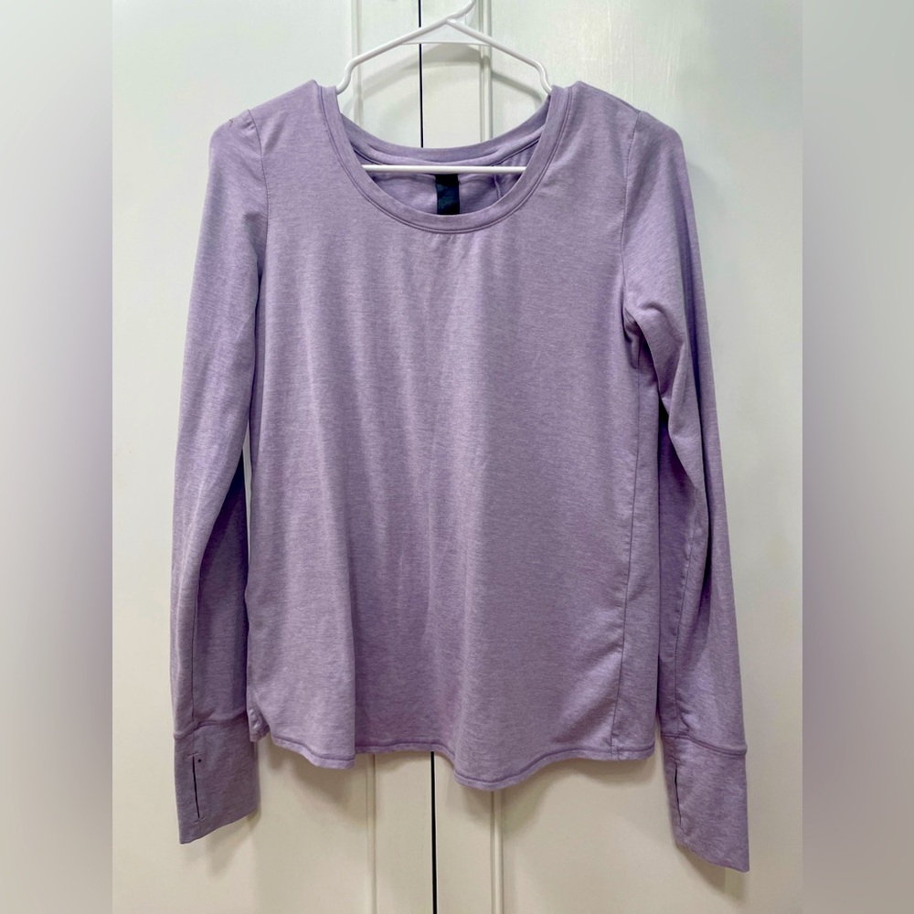 Yogalicious long sleeve top/ cross back/ thumb holes/ nwot / xs